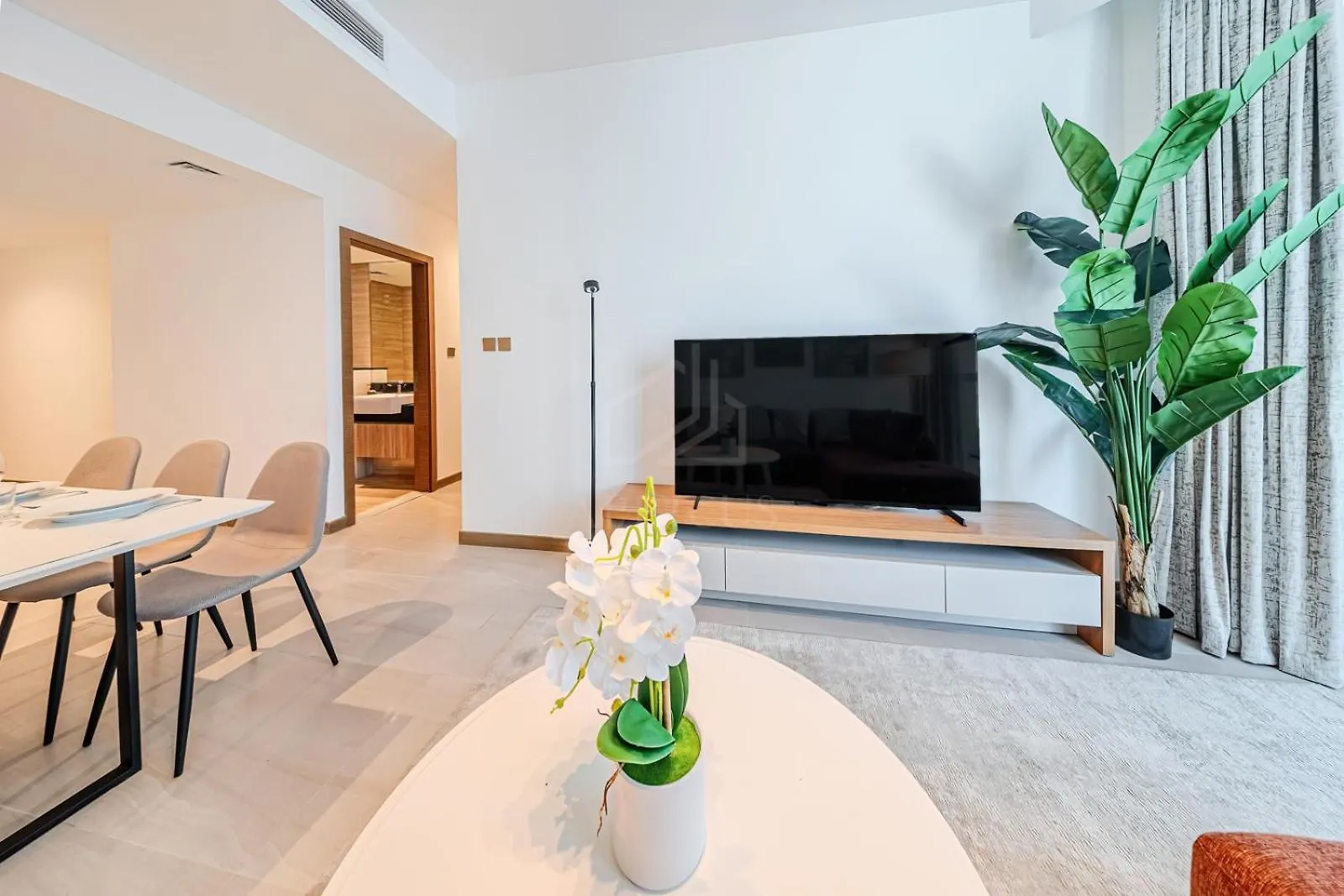 2Br Apartment In Missoni Dubai