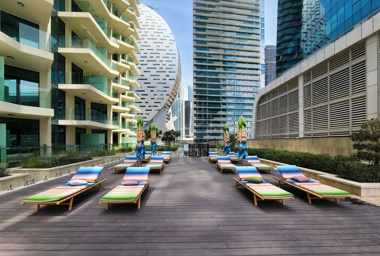 2Br Apartment In Missoni Dubai Forenede Arabiske Emirater