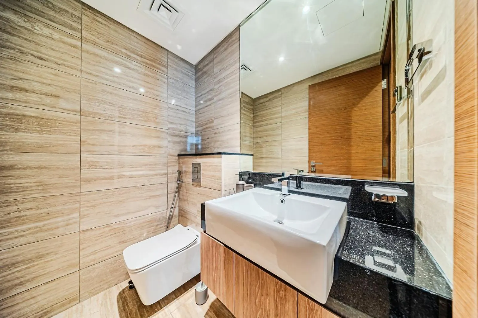 2Br Apartment In Missoni Dubai