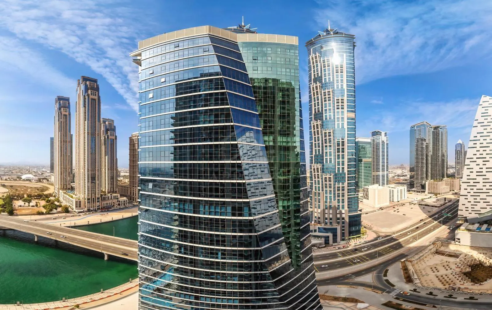 2Br Apartment In Missoni Dubai Forenede Arabiske Emirater