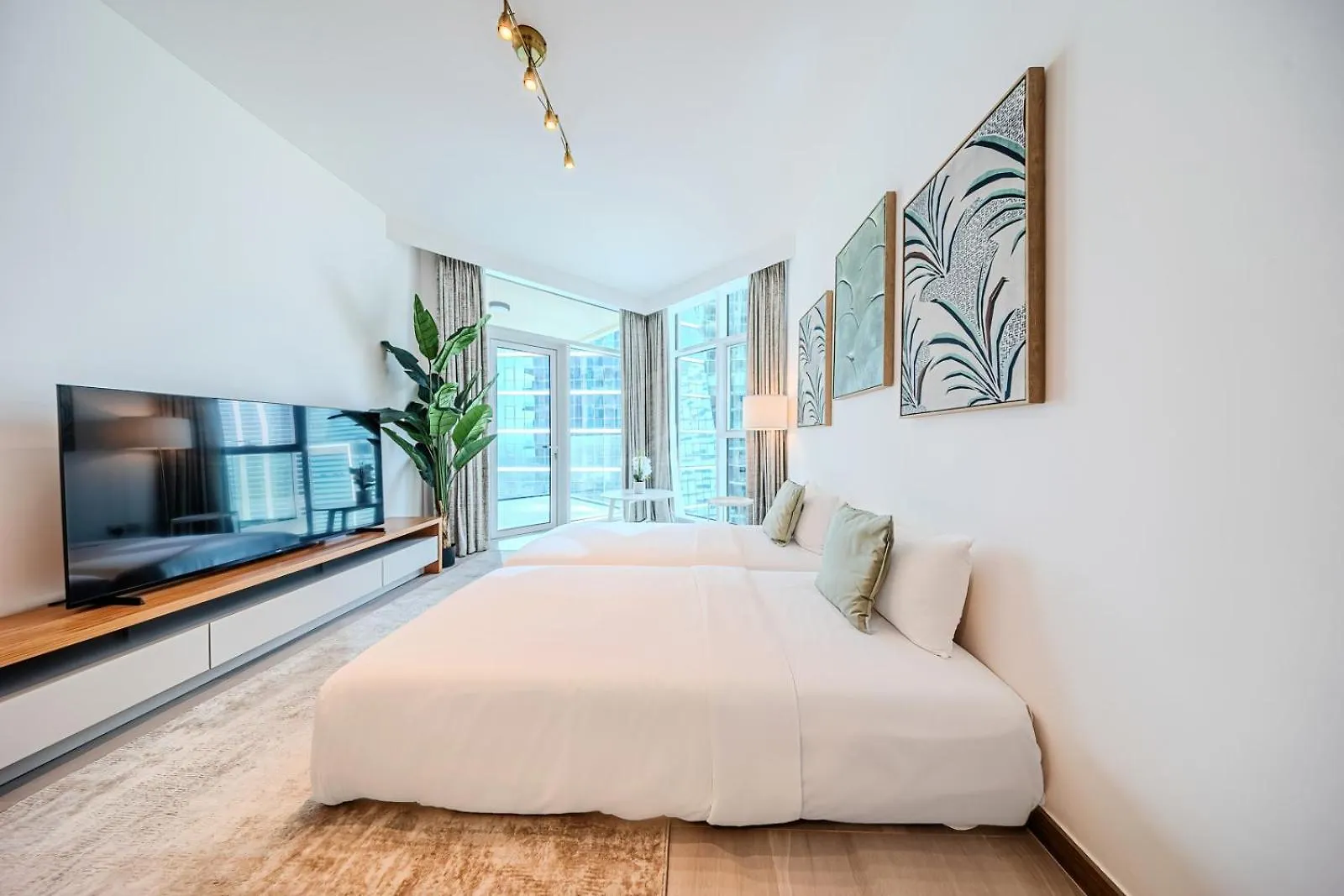 2Br Apartment In Missoni Дубай ОАЭ